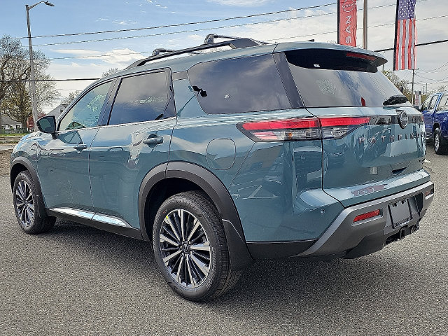New 2026 Nissan Pathfinder Platinum SUV