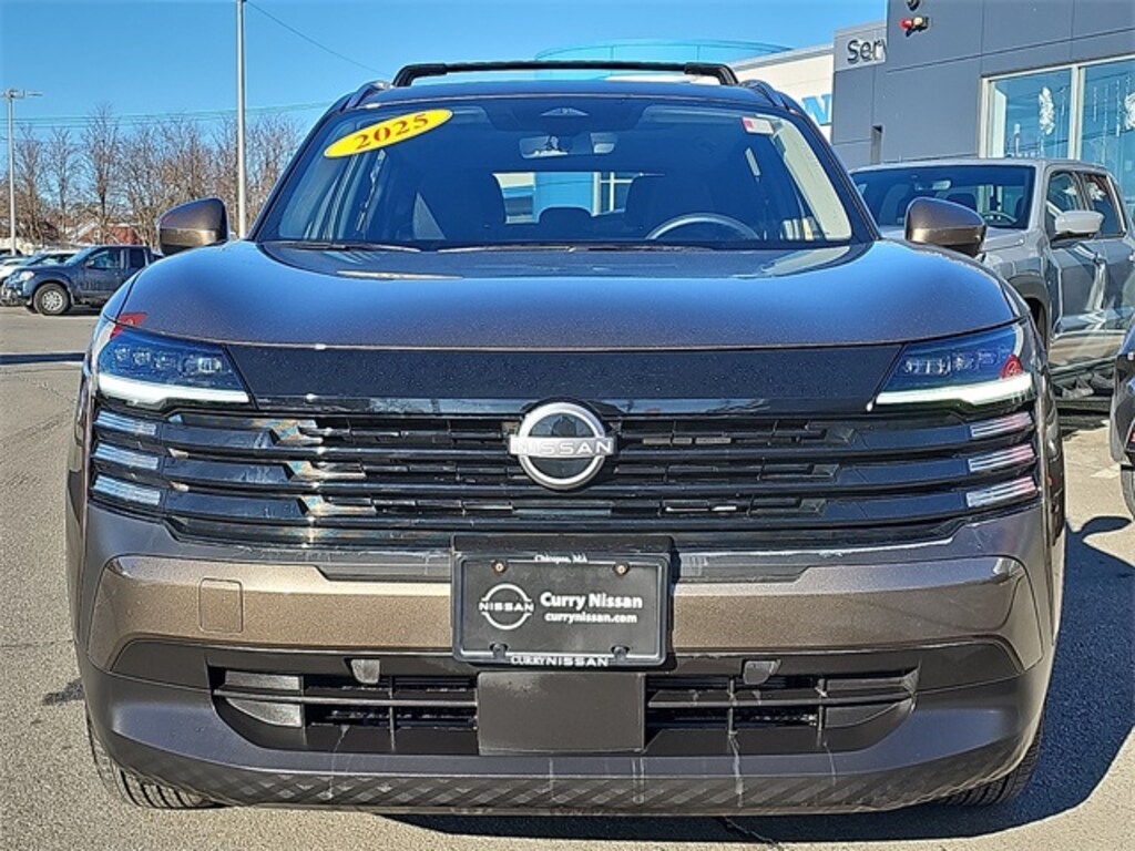 Certified 2025 Nissan Kicks SV SUV