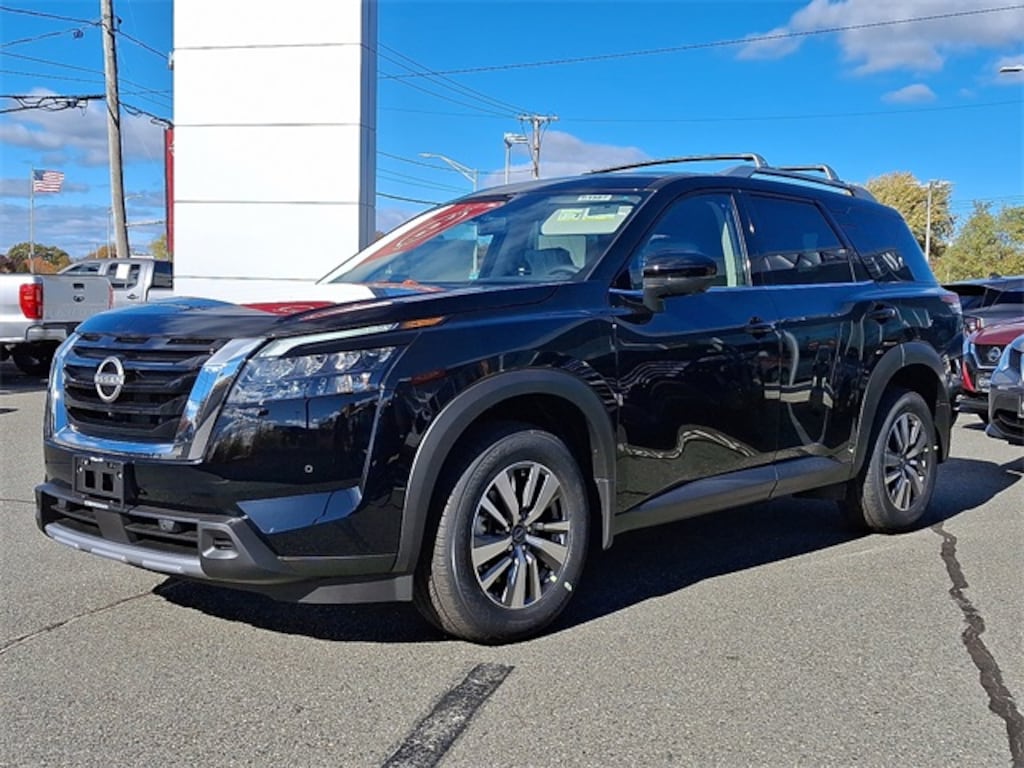 New 2025 Nissan Pathfinder SL SUV