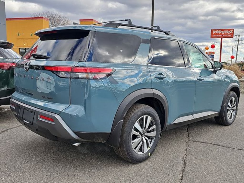 New 2026 Nissan Pathfinder SL SUV
