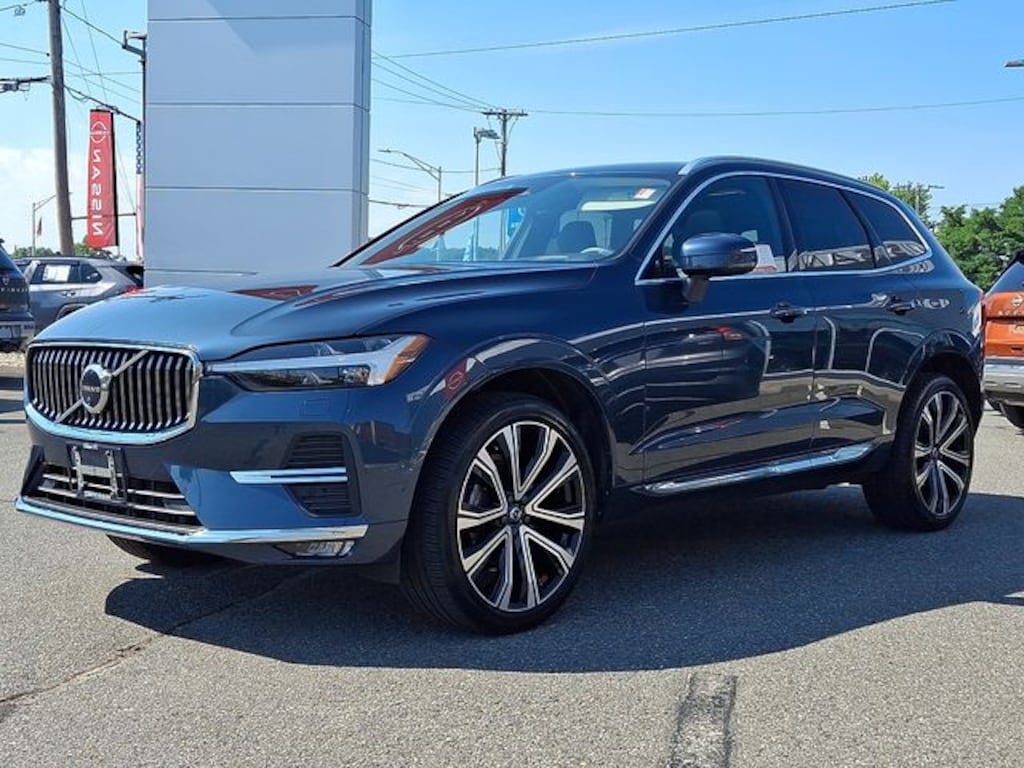Used 2023 Volvo XC60 B5 AWD Ultimate Bright SUV