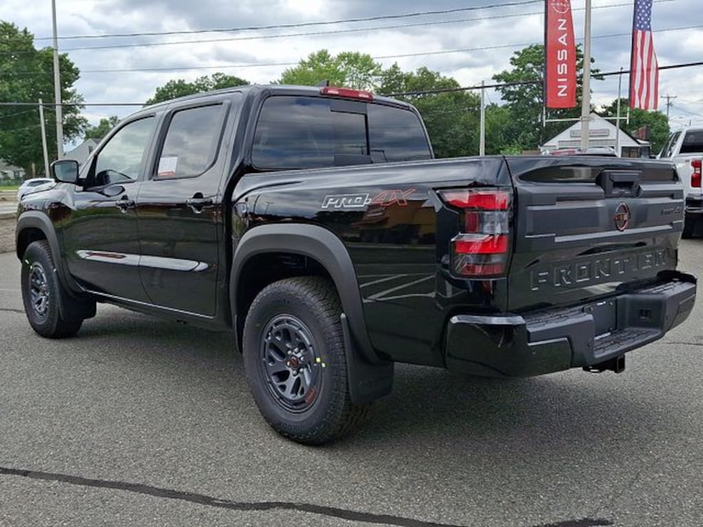 New 2026 Nissan Frontier PRO-4X Truck Crew Cab