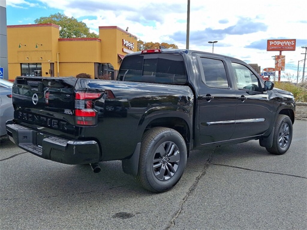 New 2026 Nissan Frontier SV Truck Crew Cab