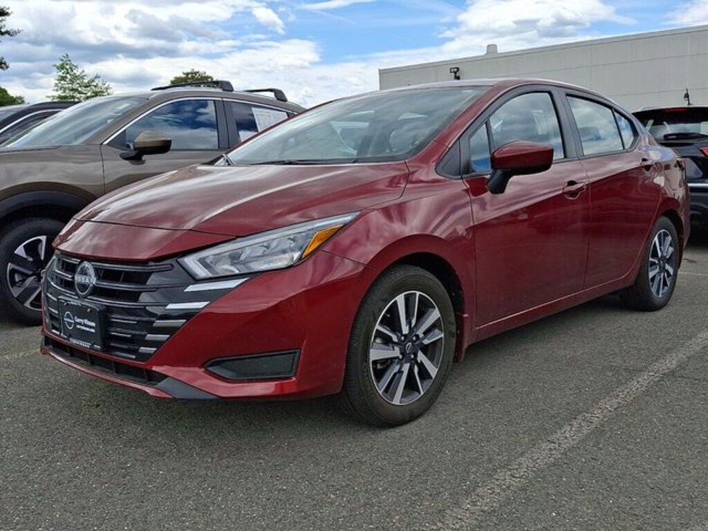 Certified 2025 Nissan Versa 1.6 SV Sedan