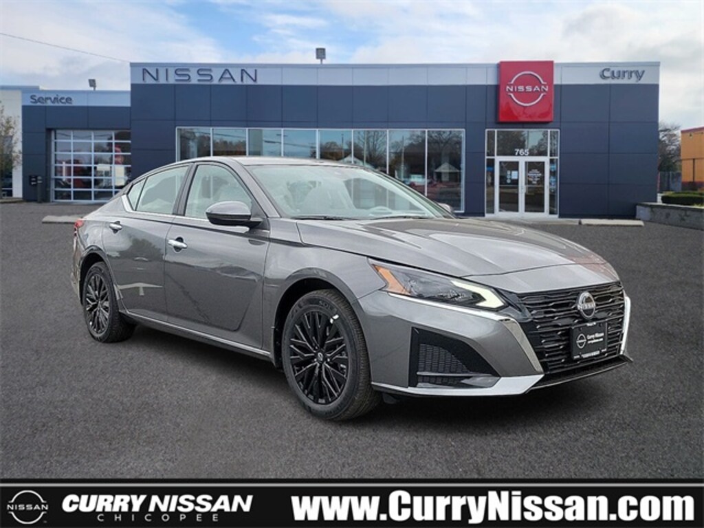 New 2025 Nissan Altima SV Sedan