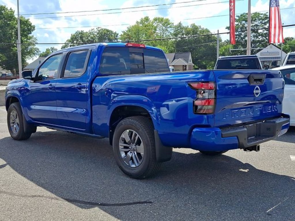 New 2026 Nissan Frontier SV Truck Crew Cab