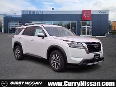 2025 Nissan Pathfinder SL SUV