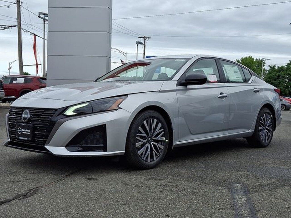 New 2026 Nissan Altima SV Sedan