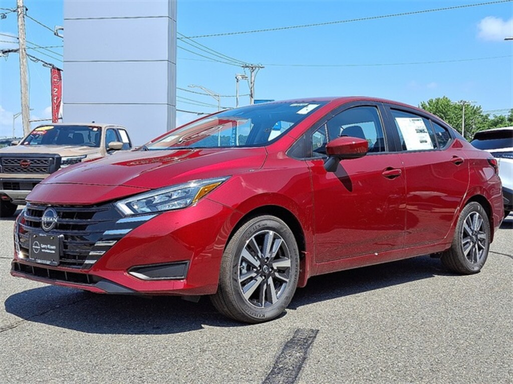 New 2025 Nissan Versa 1.6 SV Sedan