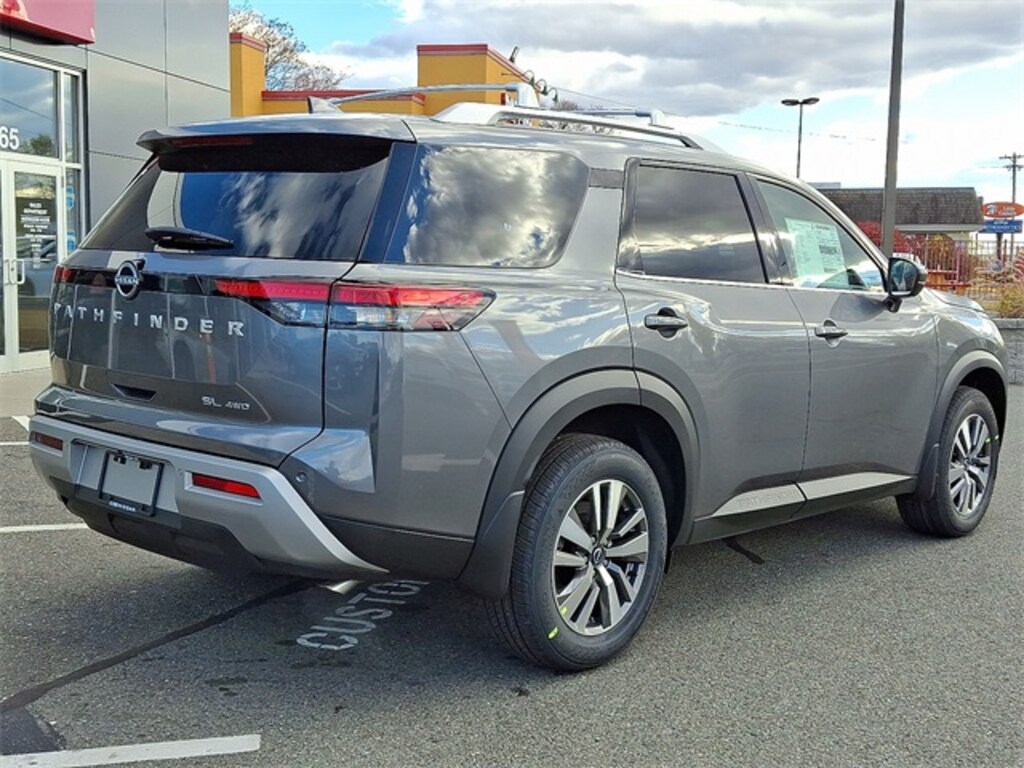 New 2025 Nissan Pathfinder SL SUV