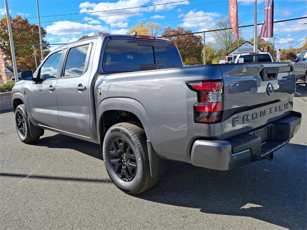 New 2026 Nissan Frontier SV Truck Crew Cab