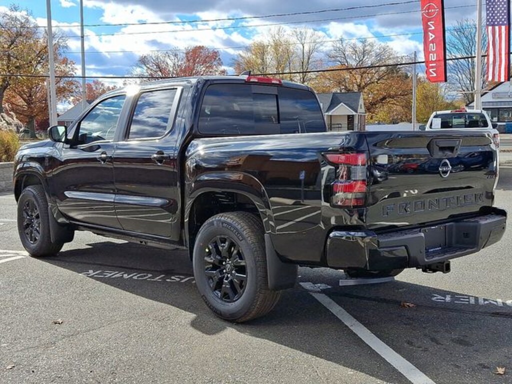 New 2026 Nissan Frontier SV Truck Crew Cab