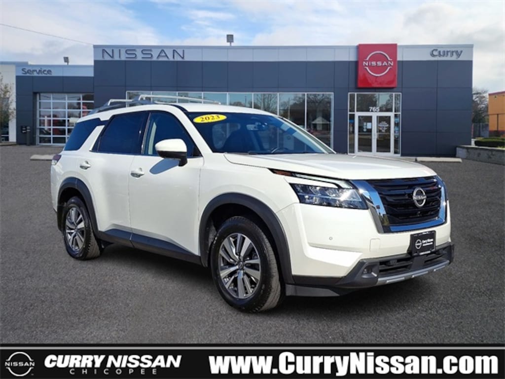 Used 2023 Nissan Pathfinder SL SUV
