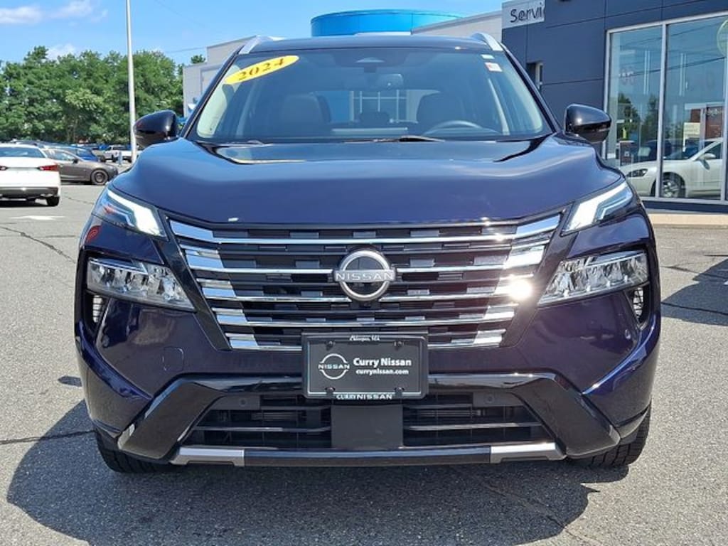 Used 2024 Nissan Rogue Platinum SUV
