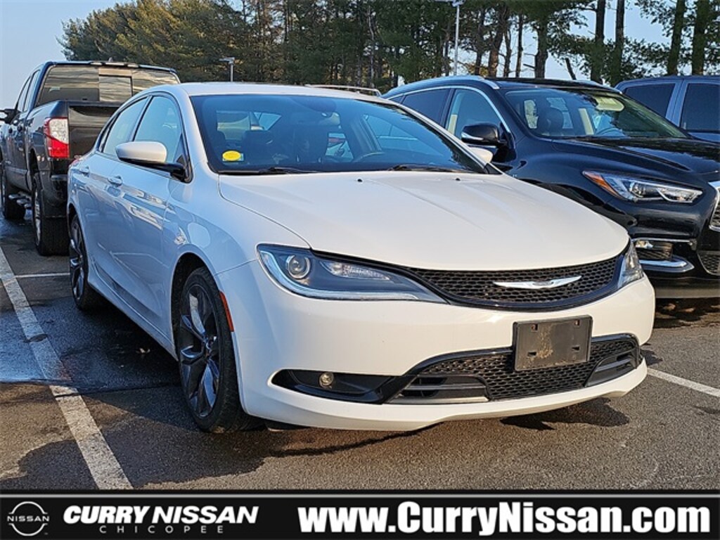 Used 2016 Chrysler 200 S Sedan