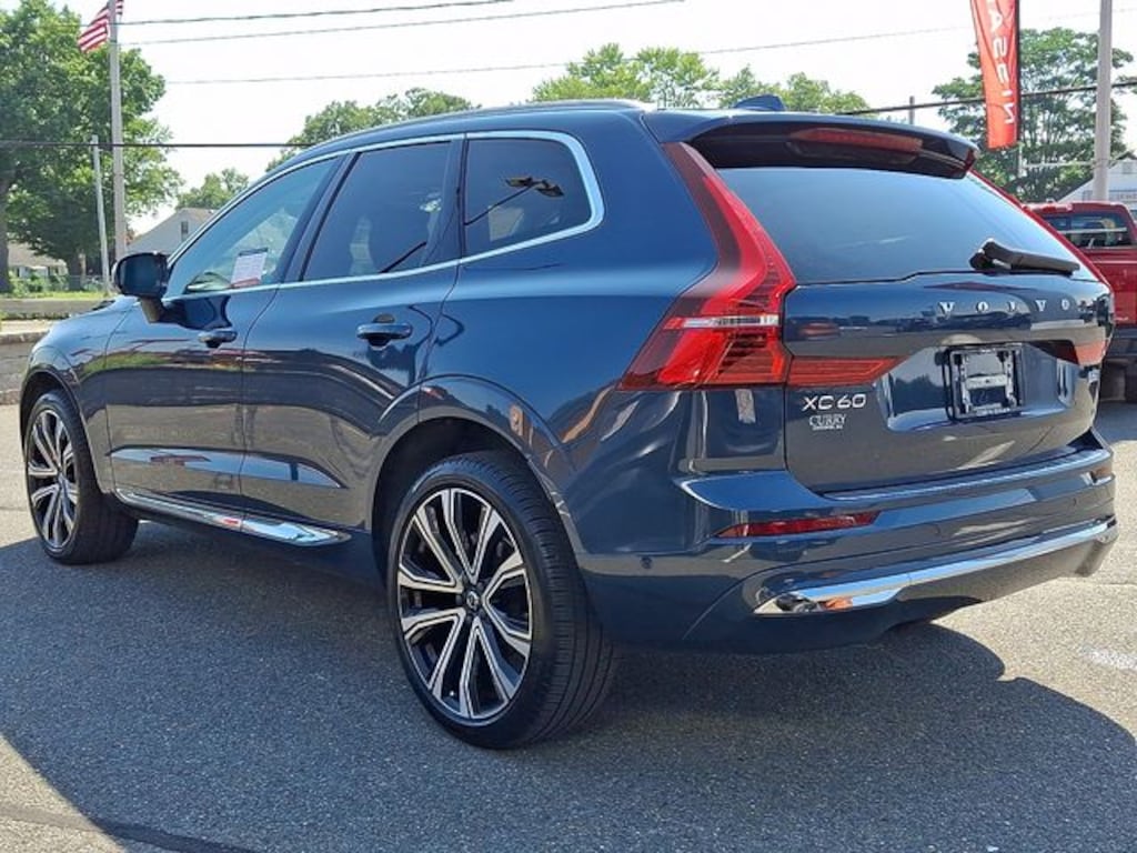 Used 2023 Volvo XC60 B5 AWD Ultimate Bright SUV