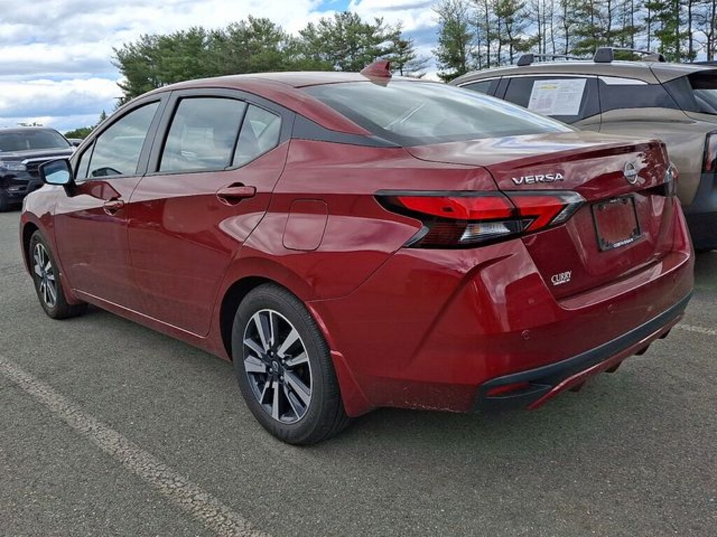 Certified 2025 Nissan Versa 1.6 SV Sedan
