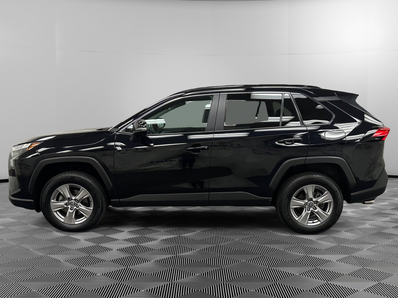 Certified 2023 Toyota RAV4 XLE with VIN 2T3P1RFV4PW353320 for sale in Cortlandt Manor, NY