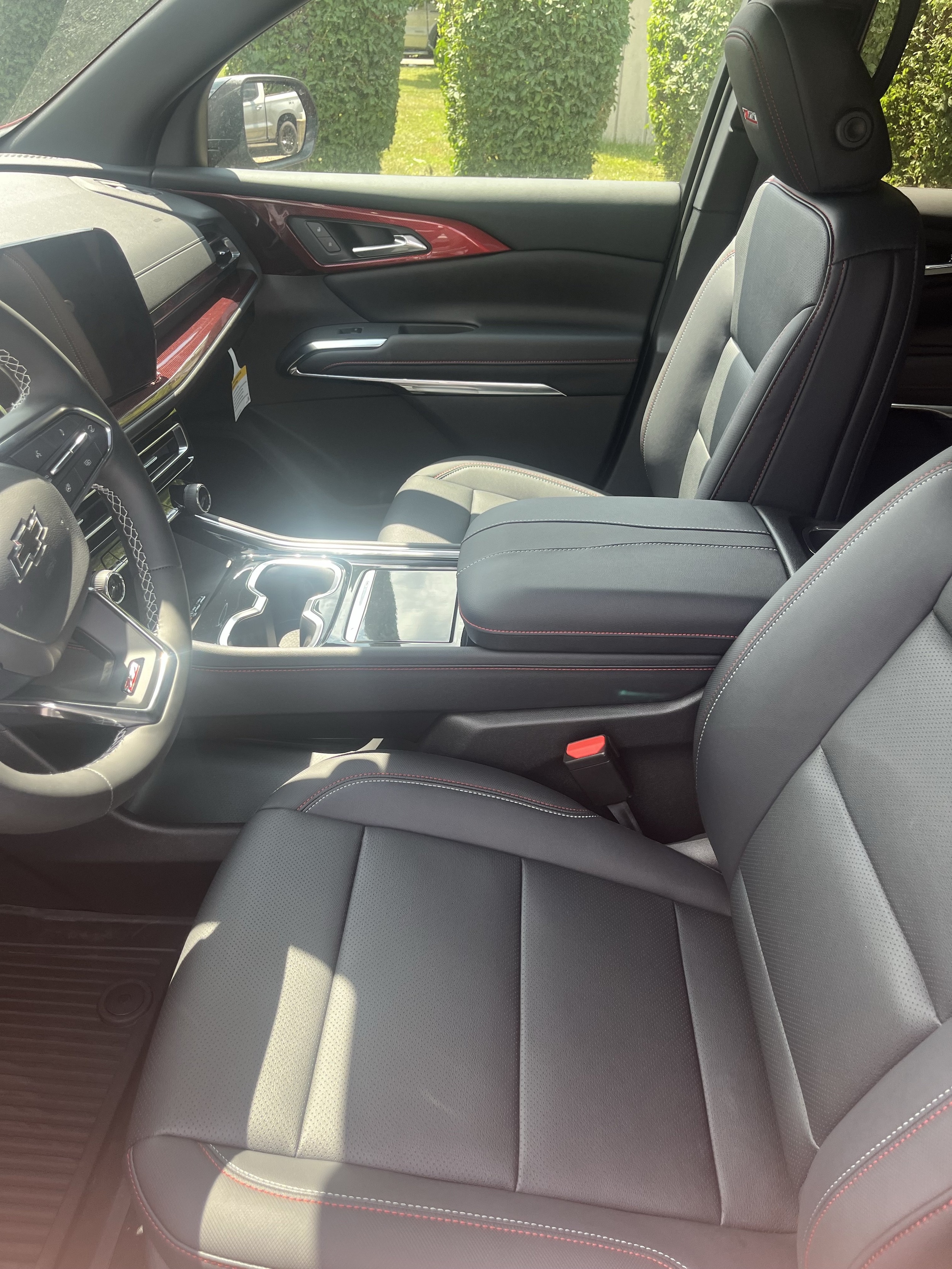 2026 Chevrolet Traverse Z71 - Photo 9