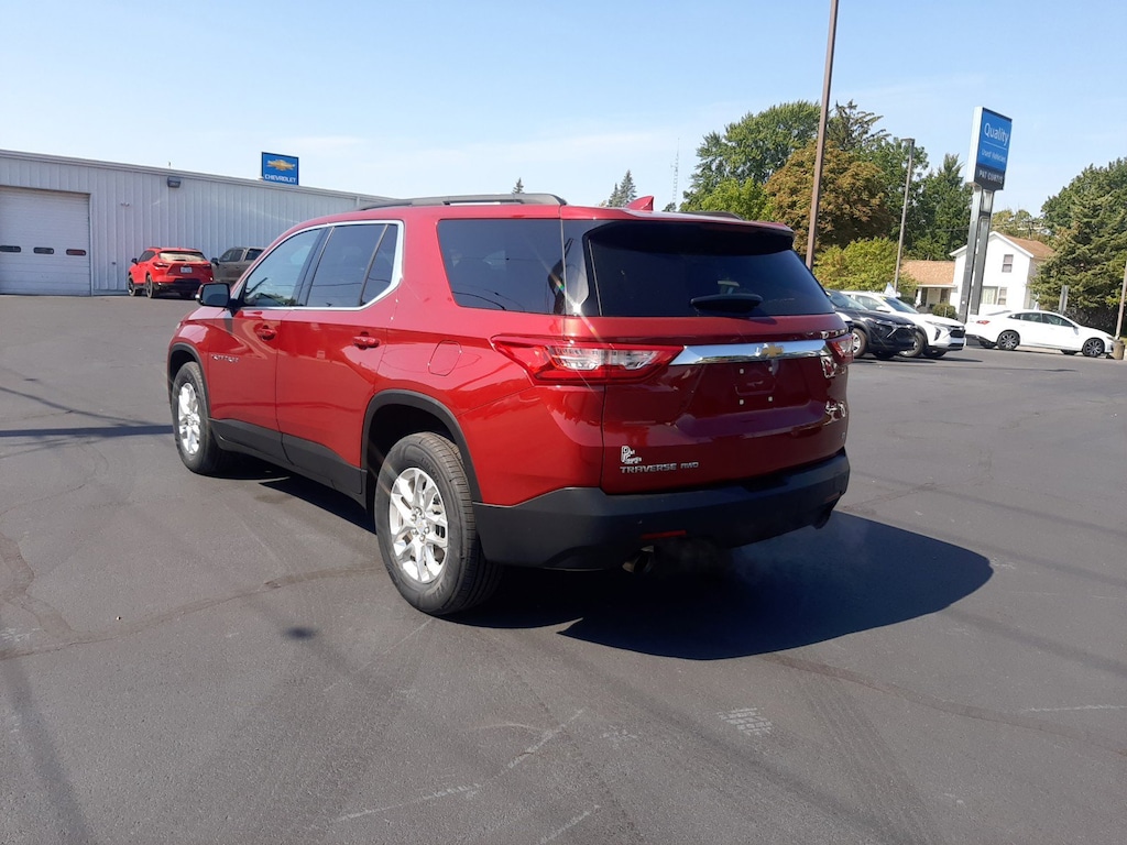 Used 2020 Chevrolet Traverse LT Cloth SUV