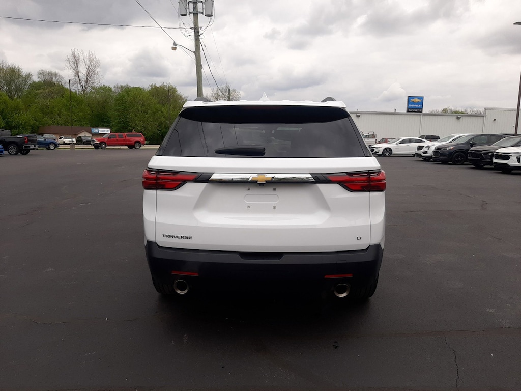 Used 2023 Chevrolet Traverse LT Cloth SUV