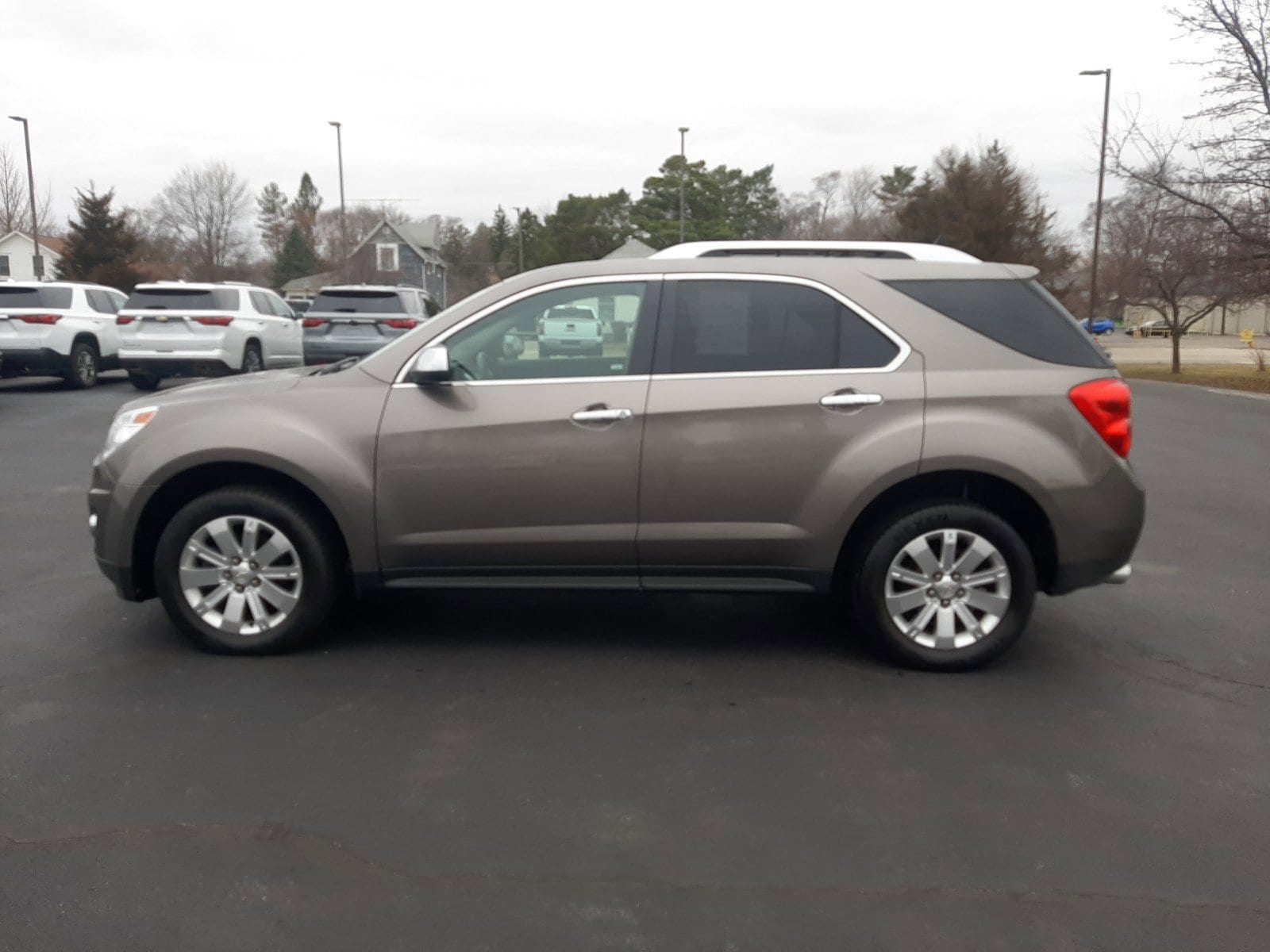 Used 2011 Chevrolet Equinox LTZ with VIN 2CNFLFE57B6376466 for sale in Caro, MI