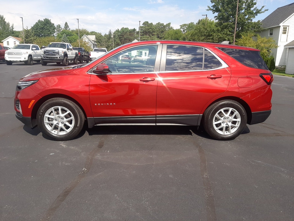 Used 2024 Chevrolet Equinox LT SUV