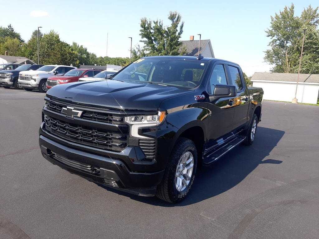 Used 2024 Chevrolet Silverado 1500 RST Truck