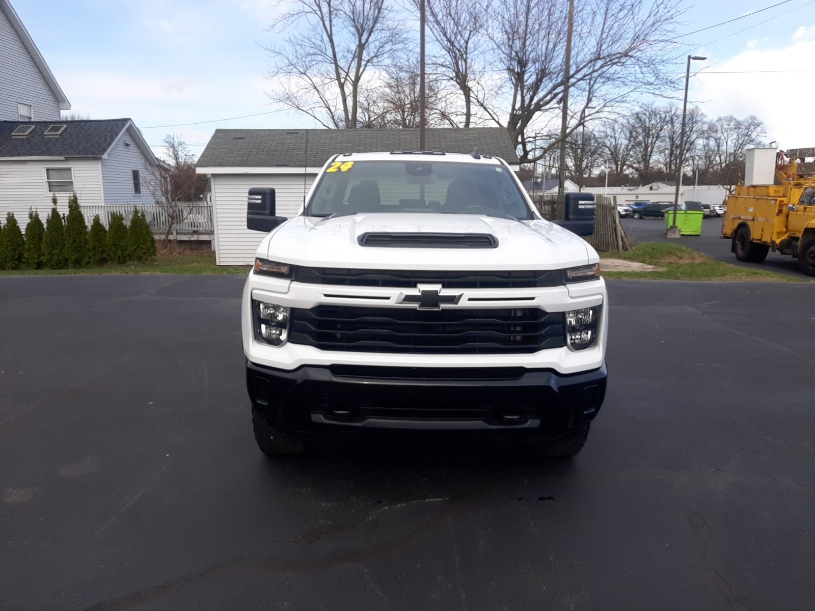 2024 Chevrolet Silverado 2500HD Custom - Photo 8