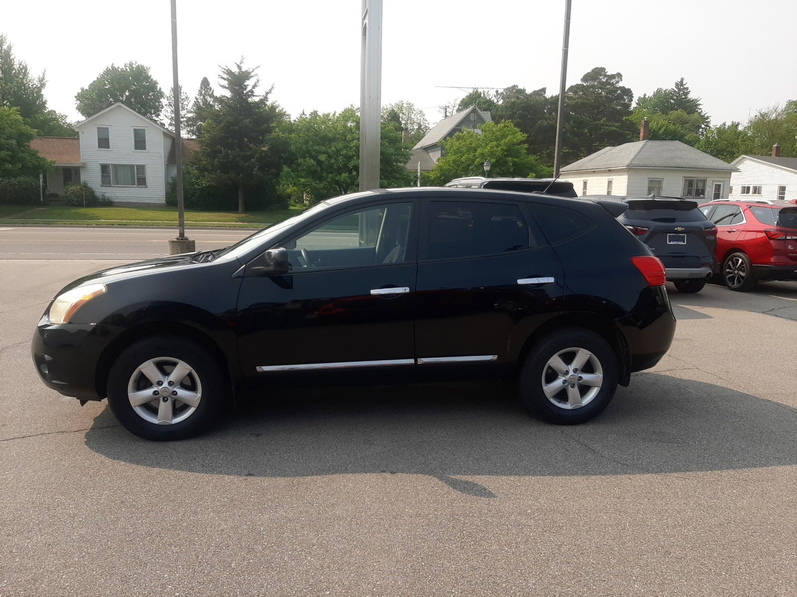 Used 2013 Nissan Rogue S with VIN JN8AS5MV0DW624910 for sale in Caro, MI