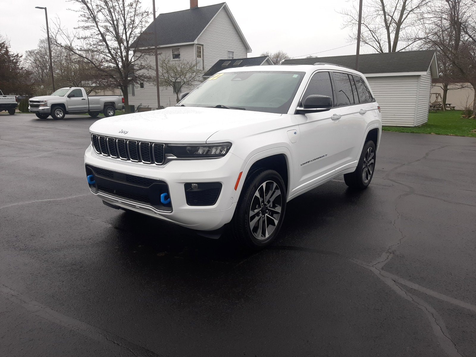 2022 Jeep Grand Cherokee Overland 4xe 4x4's photo