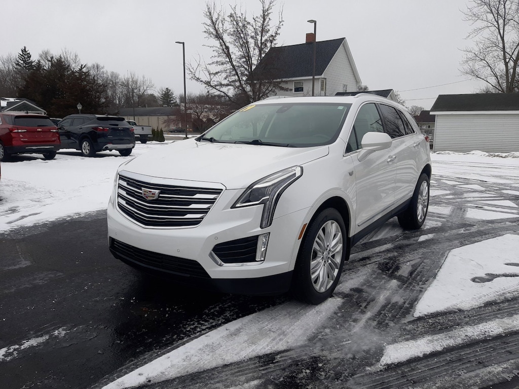 Used 2019 CADILLAC XT5 Premium Luxury FWD SUV