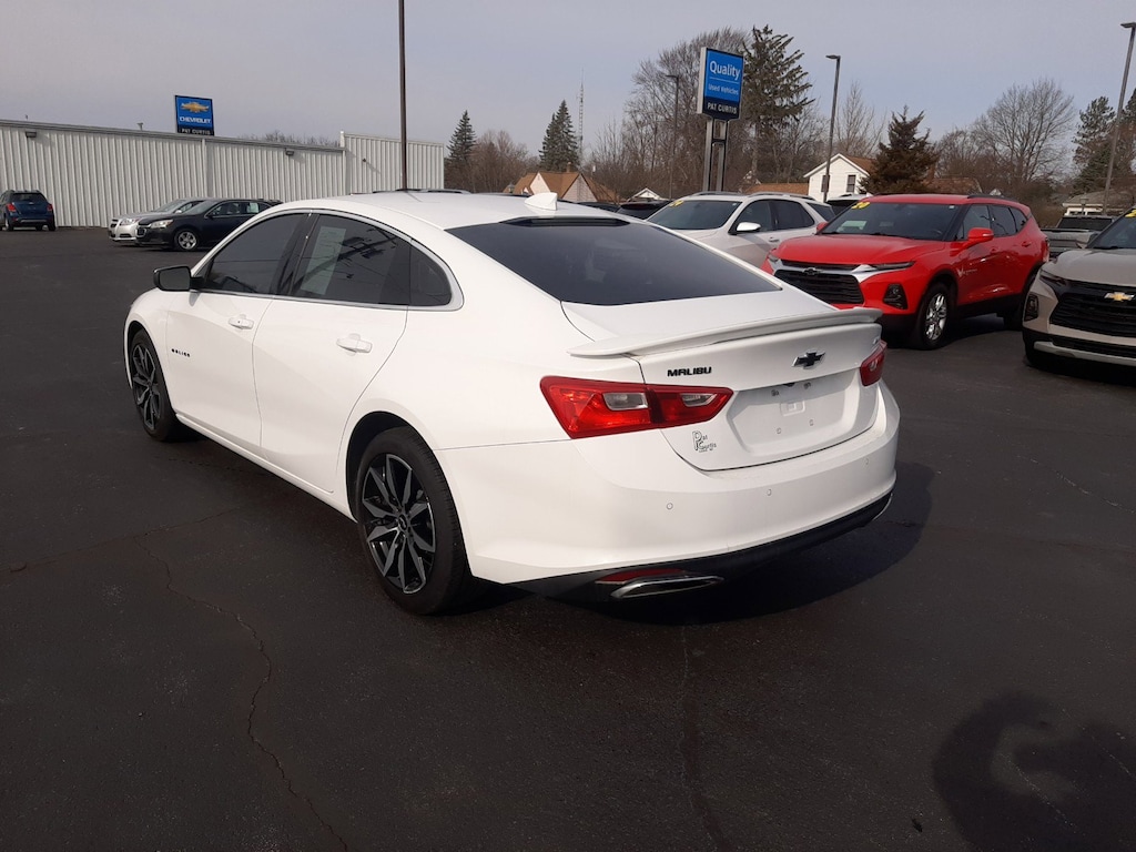 Used 2025 Chevrolet Malibu RS Car