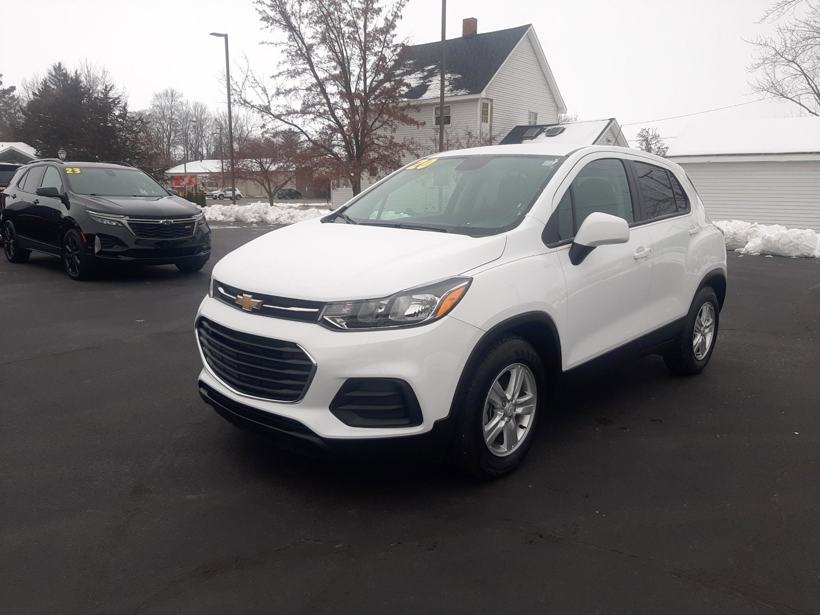 2020 Chevrolet Trax LS's photo