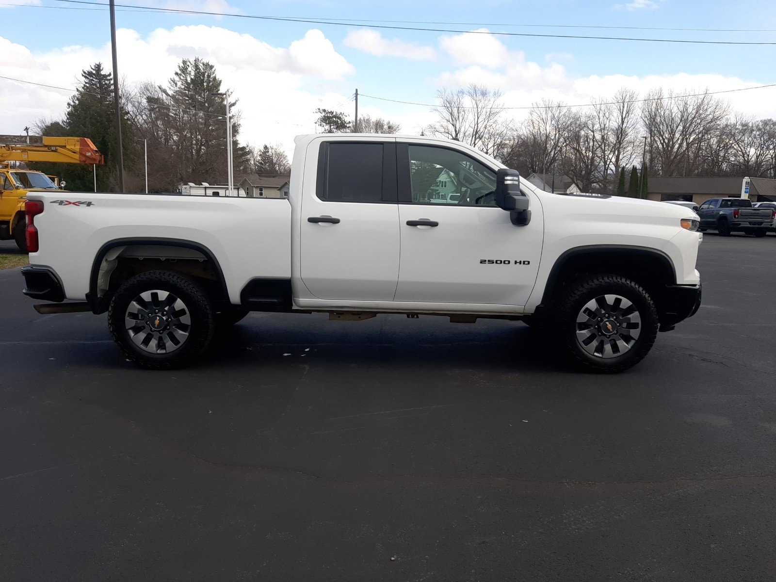 2024 Chevrolet Silverado 2500HD Custom - Photo 6