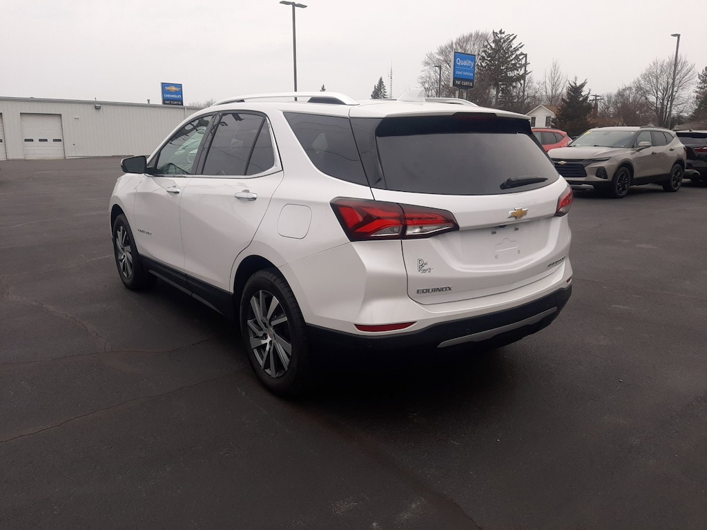 Used 2024 Chevrolet Equinox Premier SUV