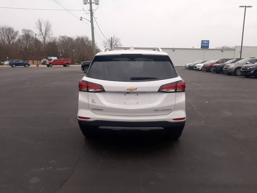 Used 2024 Chevrolet Equinox Premier SUV