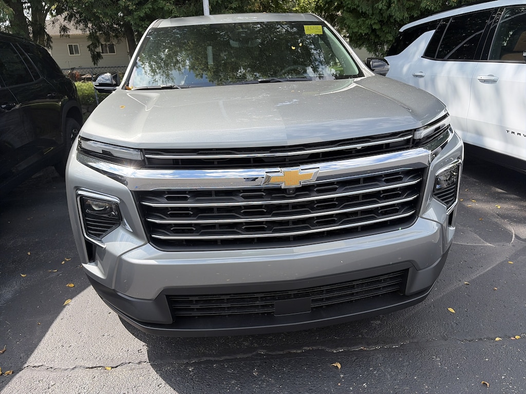 New 2027 Chevrolet Traverse LT SUV