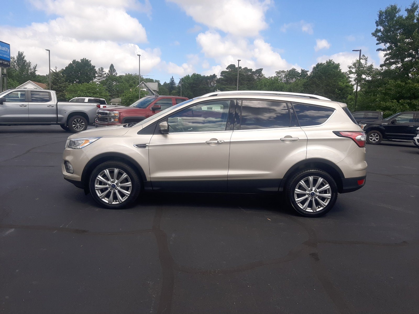 Used 2017 Ford Escape Titanium with VIN 1FMCU9J94HUB99962 for sale in Caro, MI