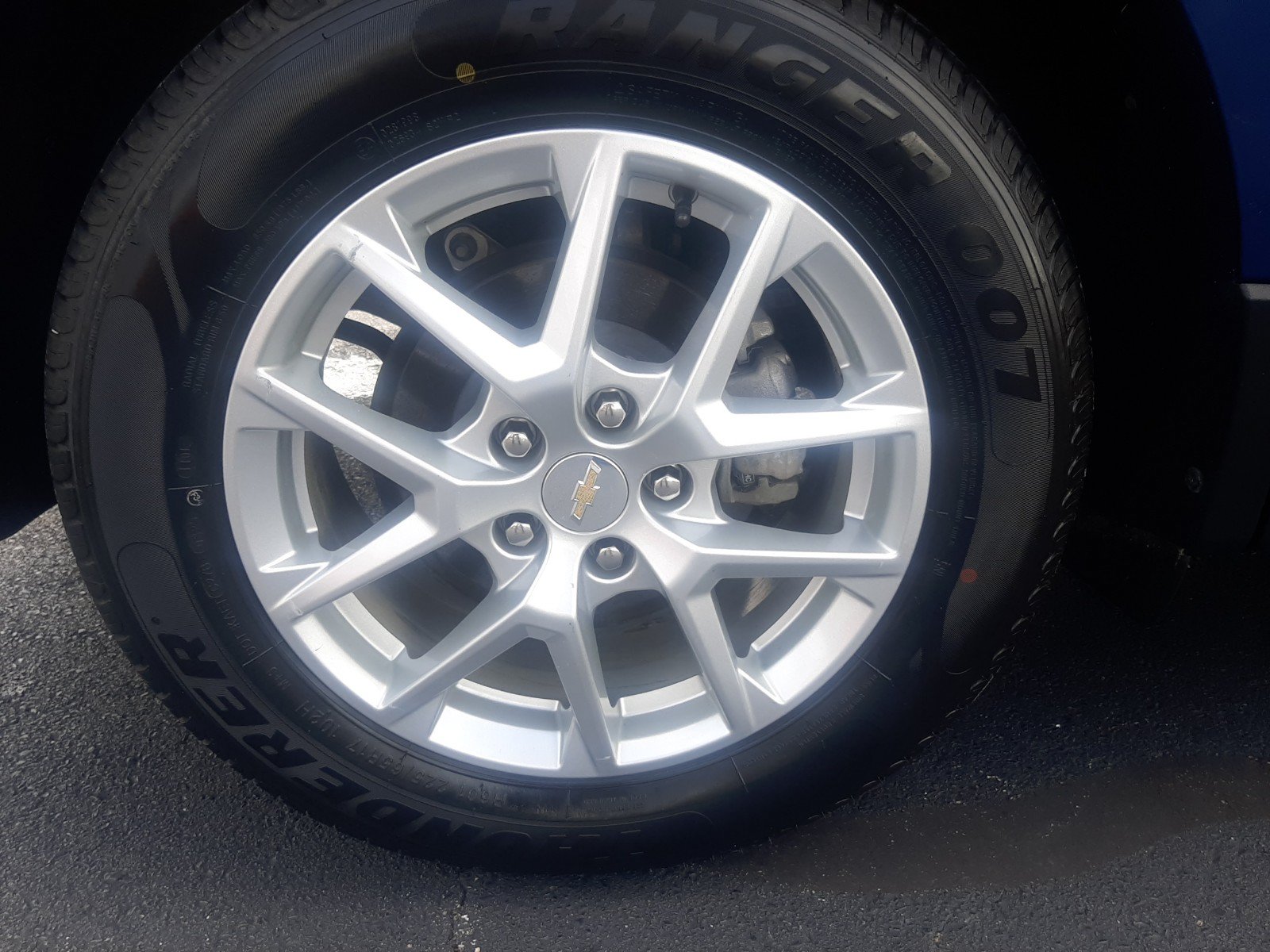 2023 Chevrolet Equinox LT - Photo 38
