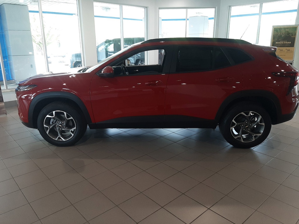 New 2026 Chevrolet Trax LT SUV