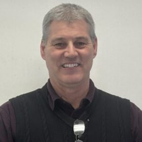 Staff member Ron Kaufman from ID_b46584