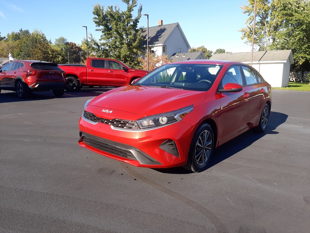 Used 2022 Kia Forte LXS Sedan