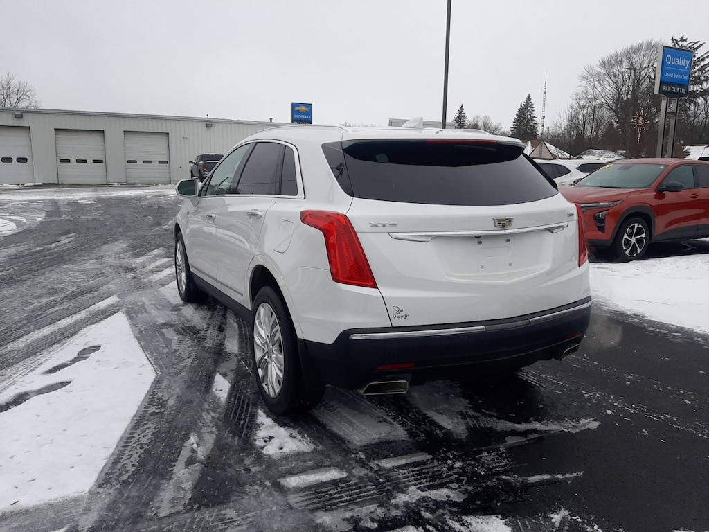 Used 2019 CADILLAC XT5 Premium Luxury FWD SUV