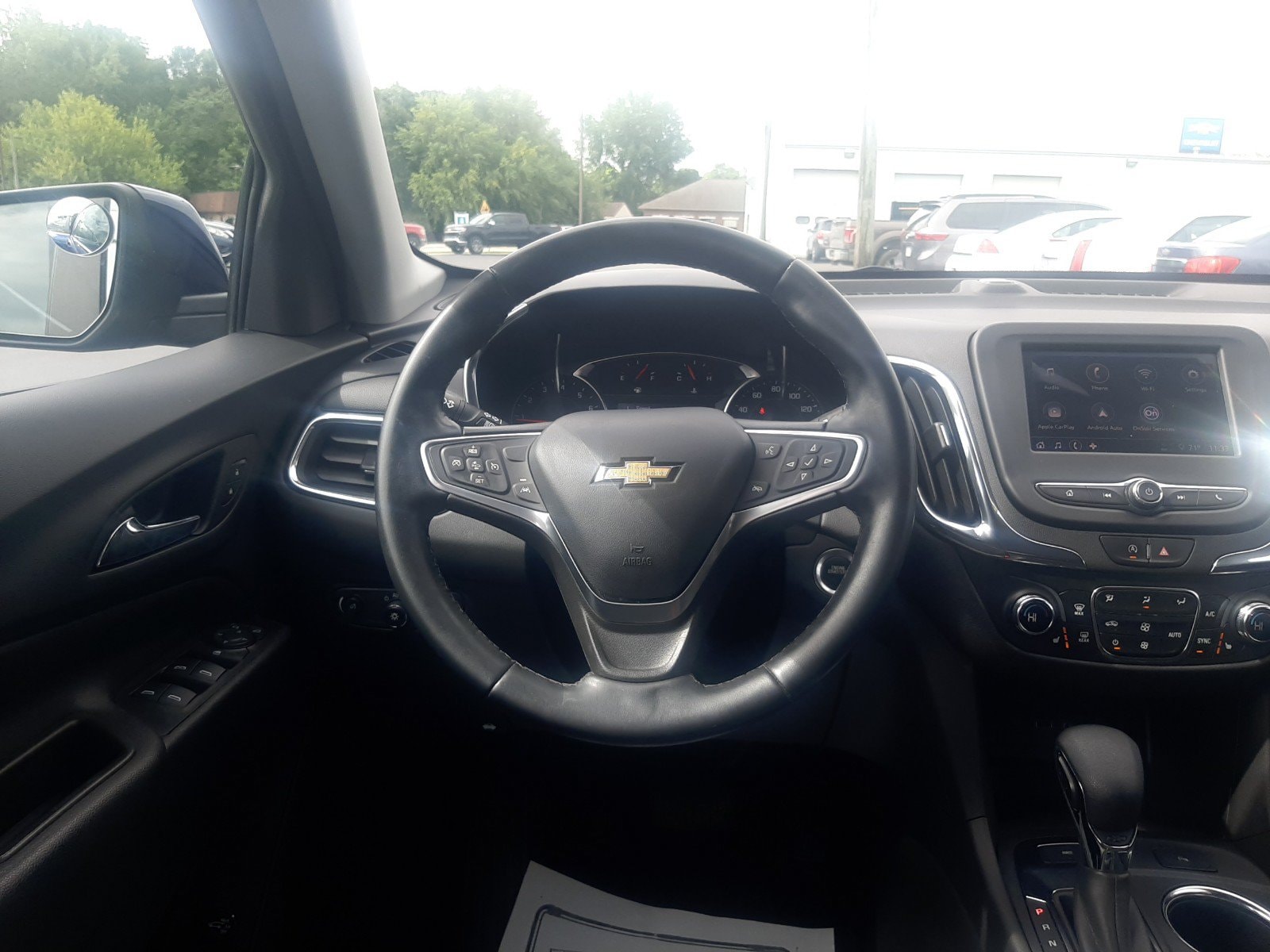 2023 Chevrolet Equinox LT - Photo 23