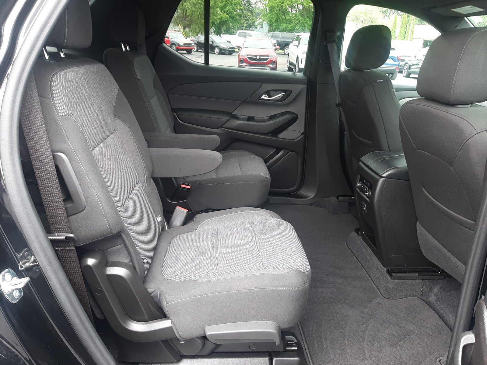 2023 Chevrolet Traverse 1LT - Photo 15