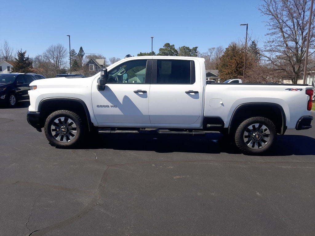 Used 2024 Chevrolet Silverado 2500 HD Custom Truck