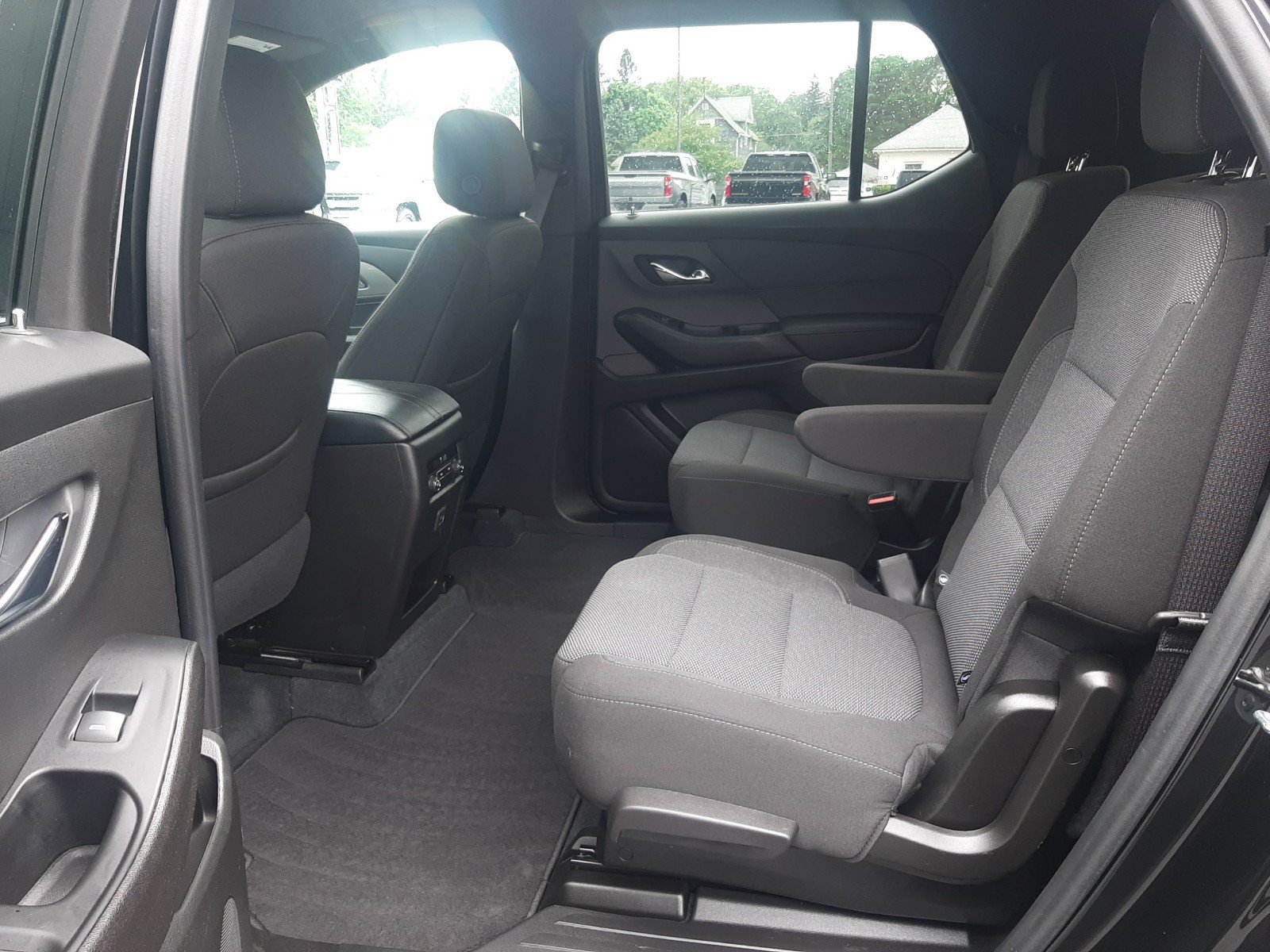 2023 Chevrolet Traverse 1LT - Photo 13