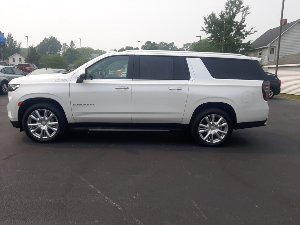 Used 2023 Chevrolet Suburban High Country SUV