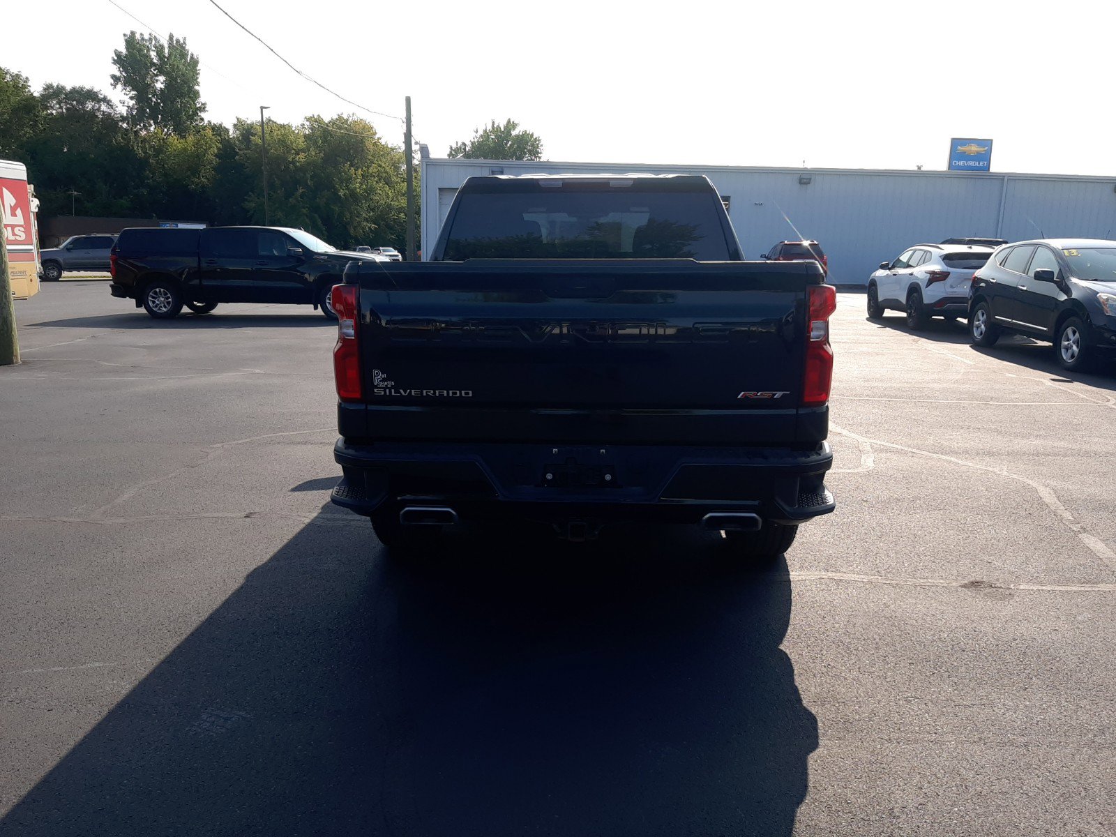 2024 Chevrolet Silverado 1500 RST photo 4